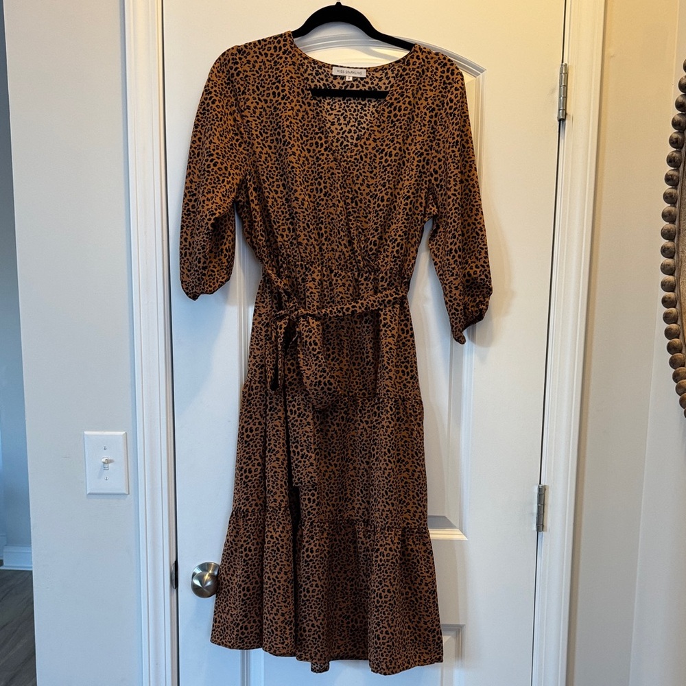 Elegant Animal Print Midi Dress